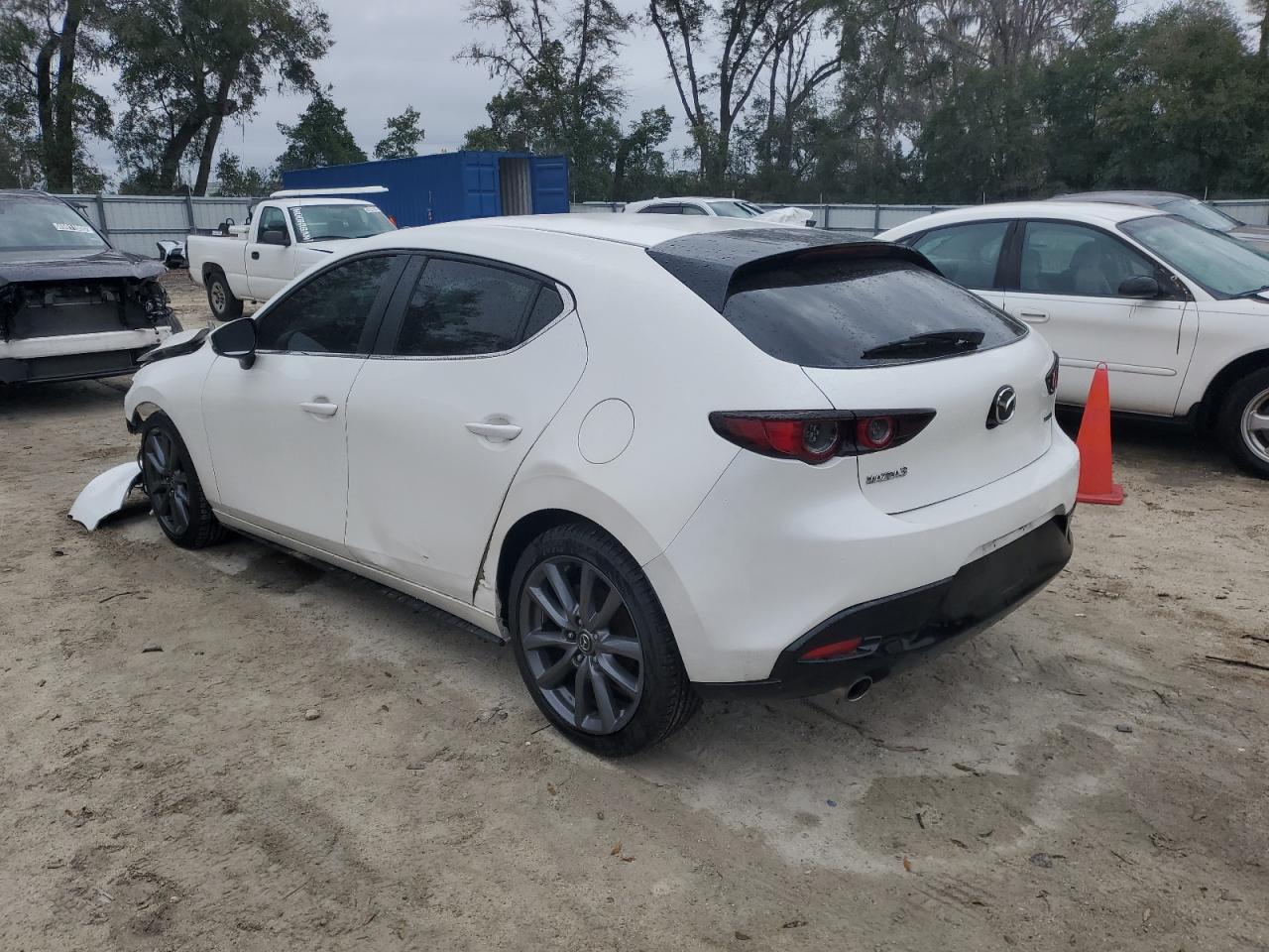 2019 Mazda 3 - Image 2
