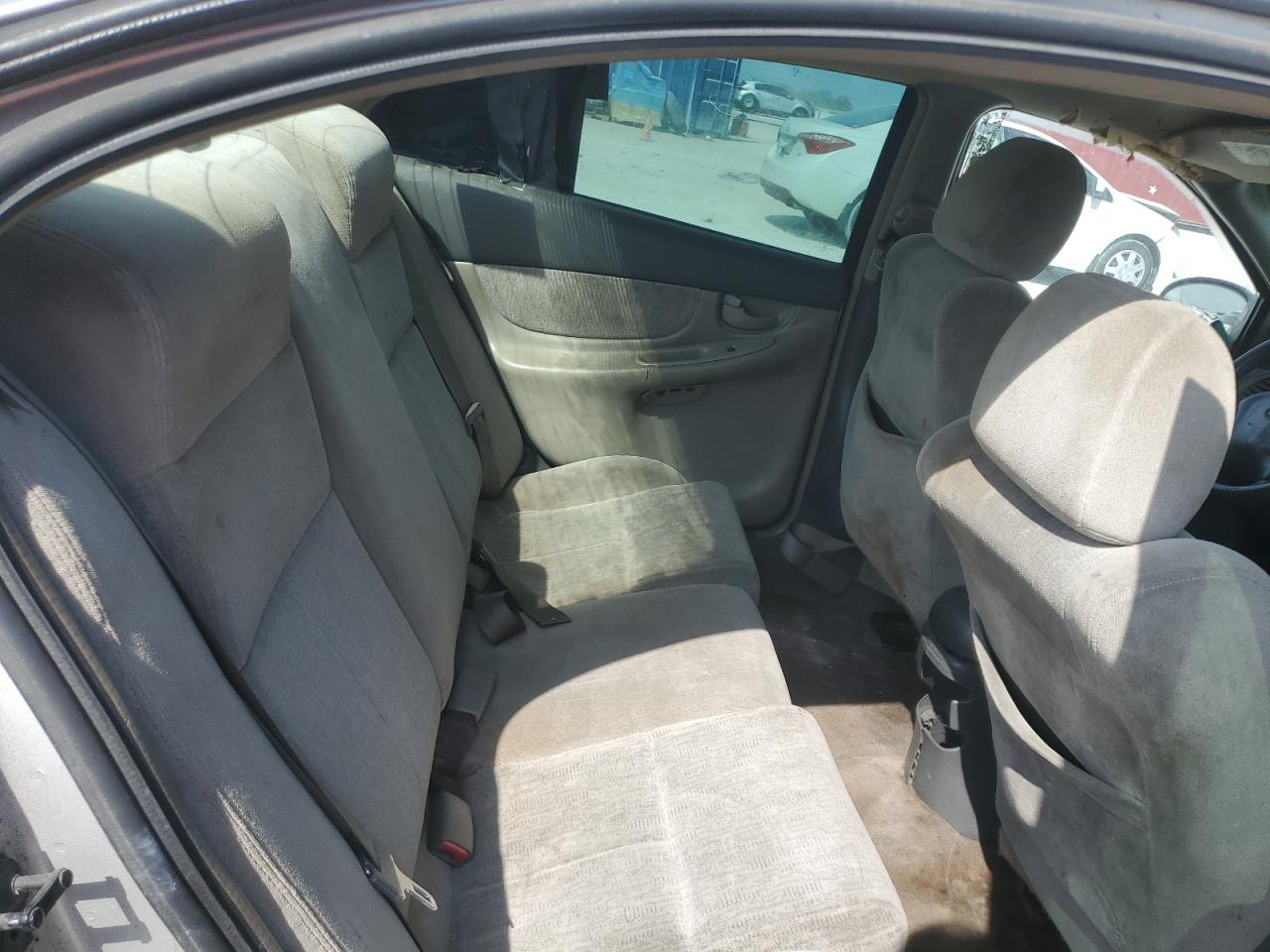 2003 Oldsmobile Alero - Image 11