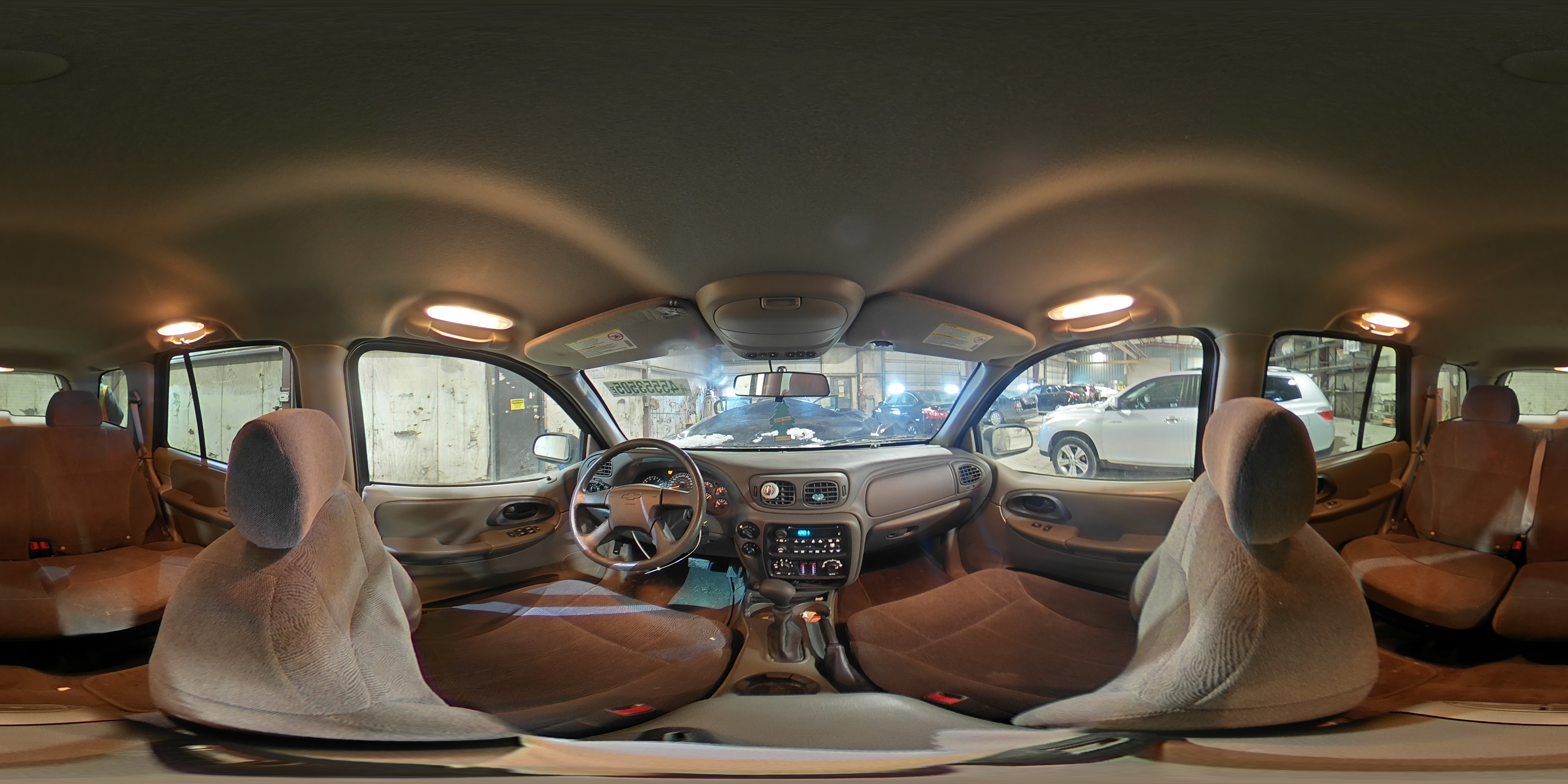 2004 Chevrolet TrailBlazer - Image 13