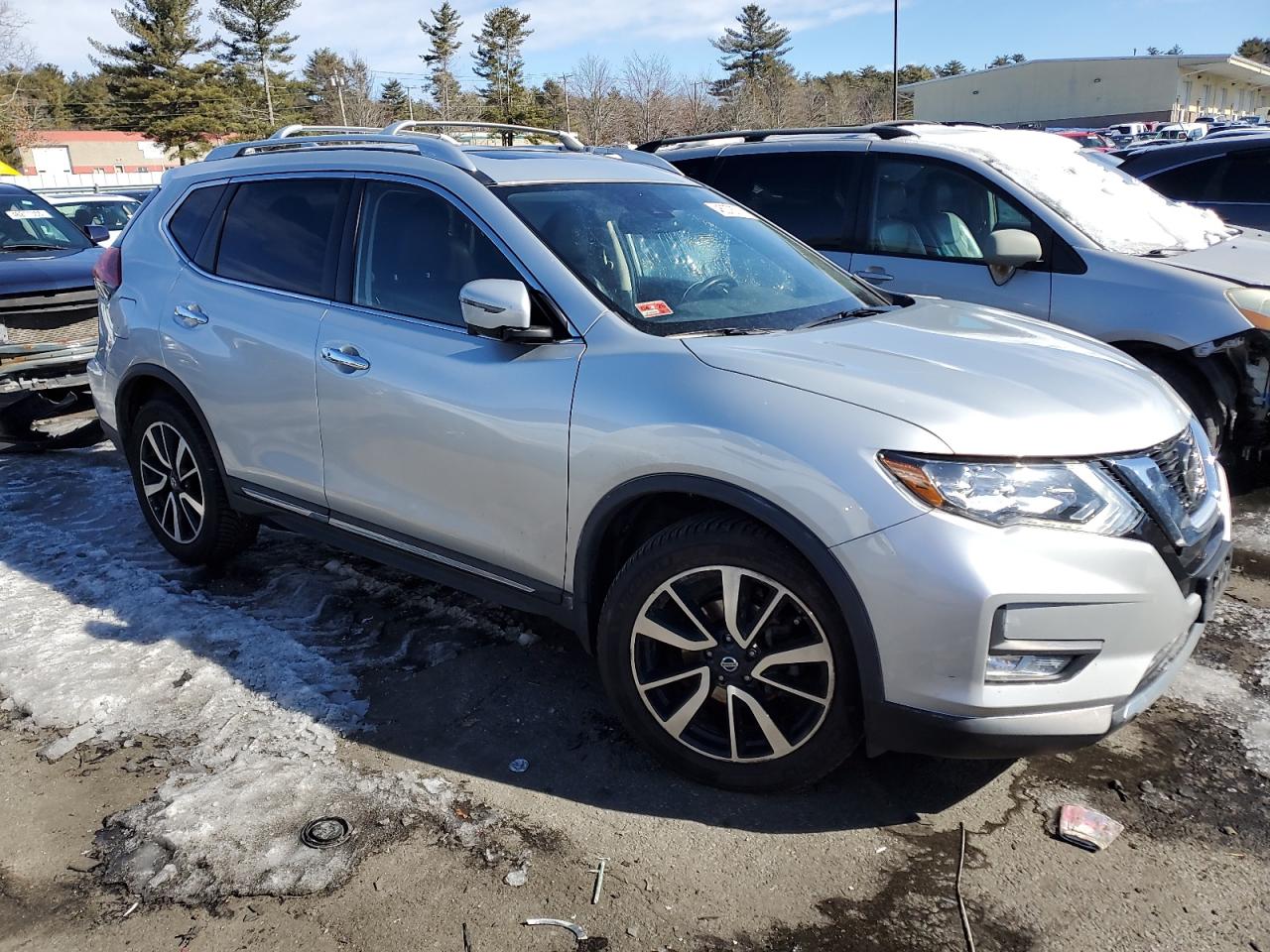 2018 Nissan Rogue - Image 4