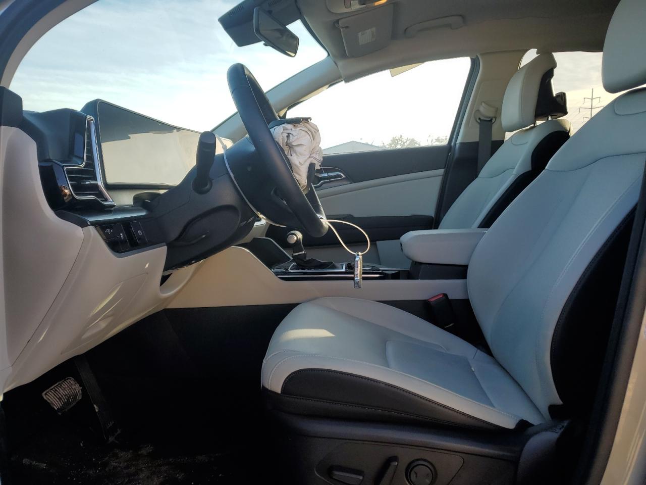 2024 Kia Sportage - Image 7