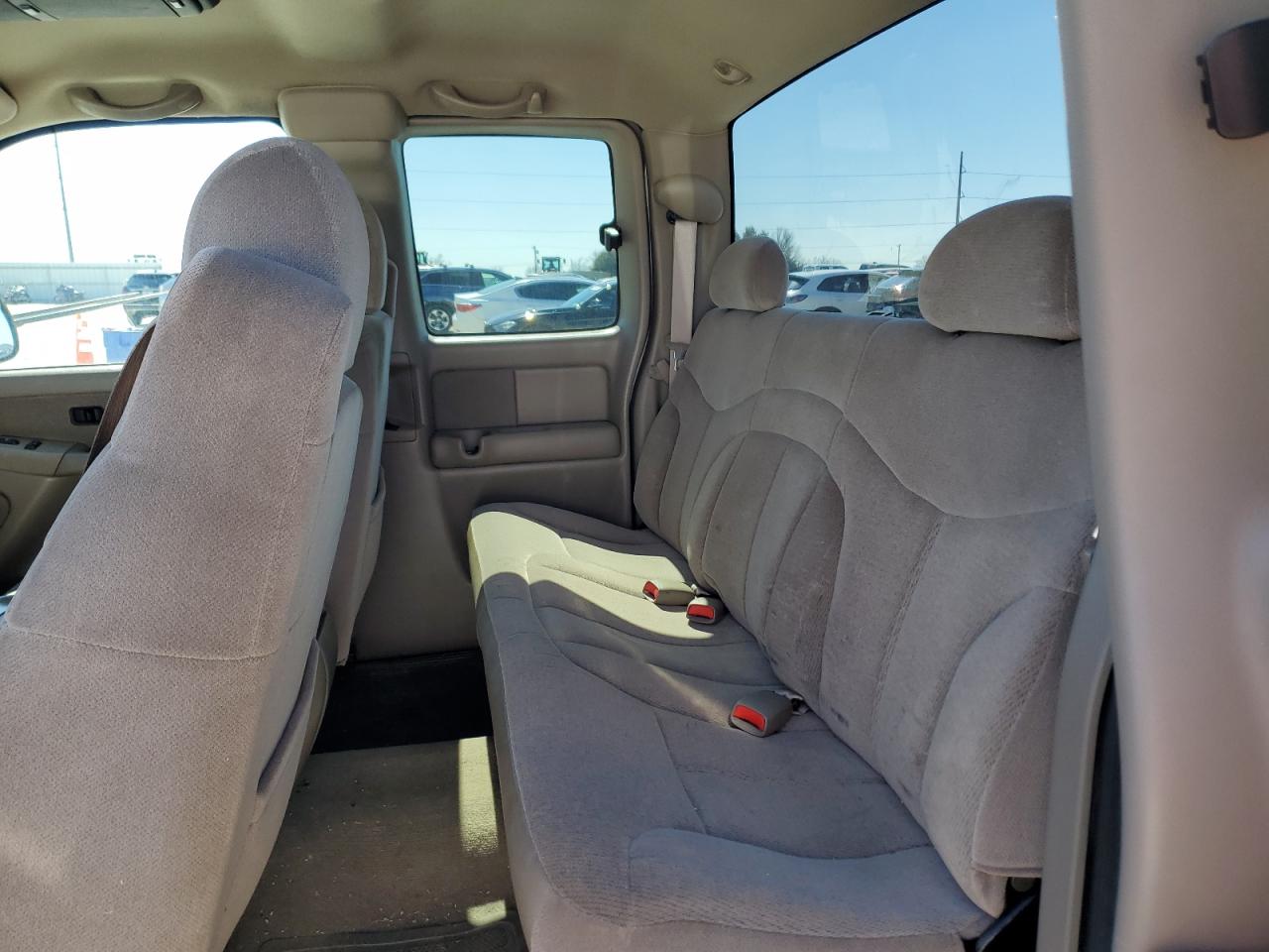 2001 GMC Sierra - Image 10