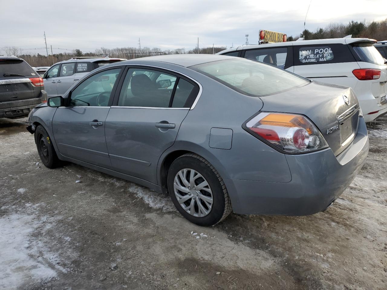 2009 Nissan Altima - Image 2