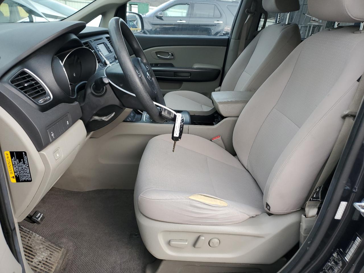 2016 Kia Sedona - Image 7