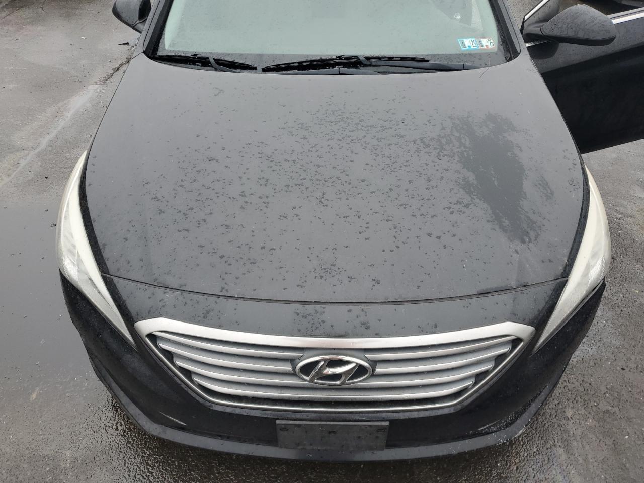 2015 Hyundai Sonata - Image 11