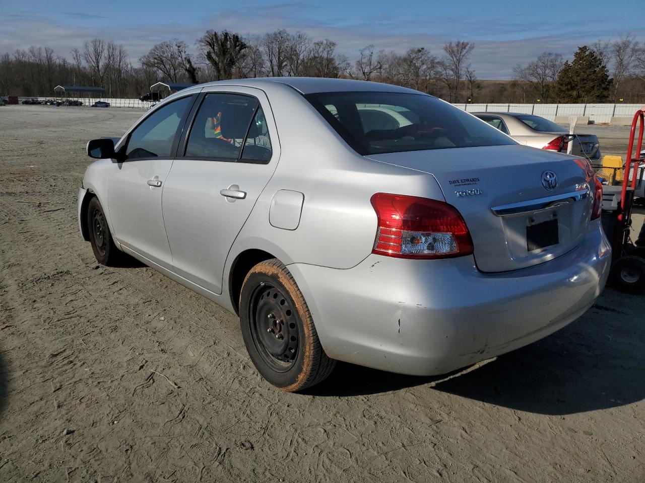 2009 Toyota Yaris - Image 2