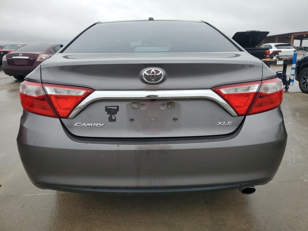 2016 Toyota Camry - Image 6