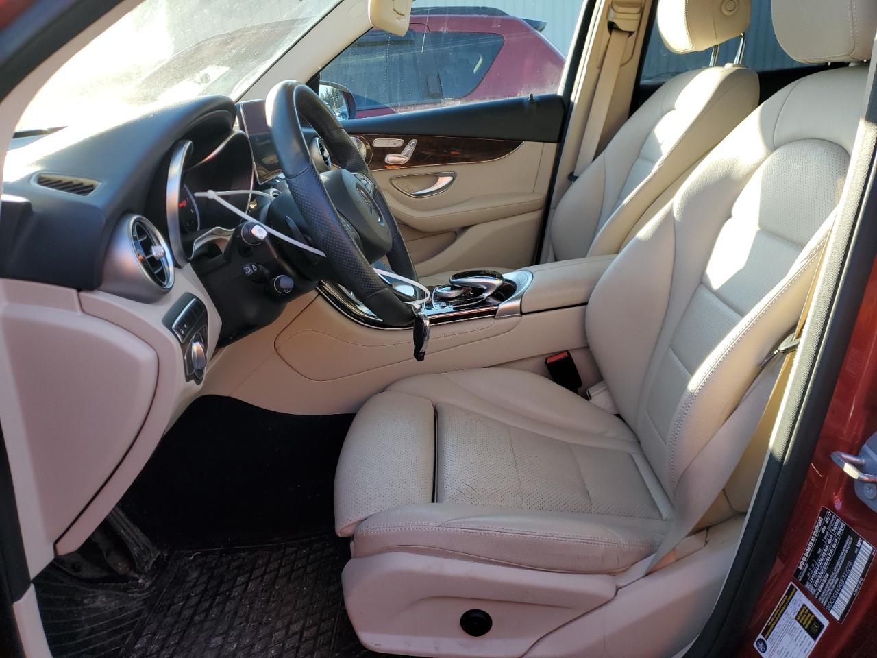2018 Mercedes-Benz GLC - Image 7