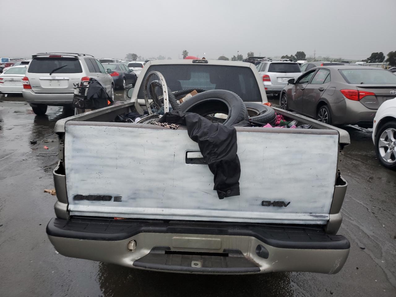 2003 Chevrolet S-10 Pickup - Image 6