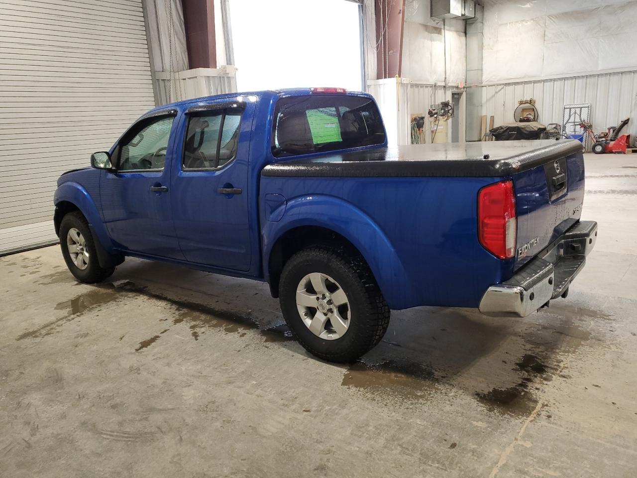2013 Nissan Navara (Frontier) - Image 2