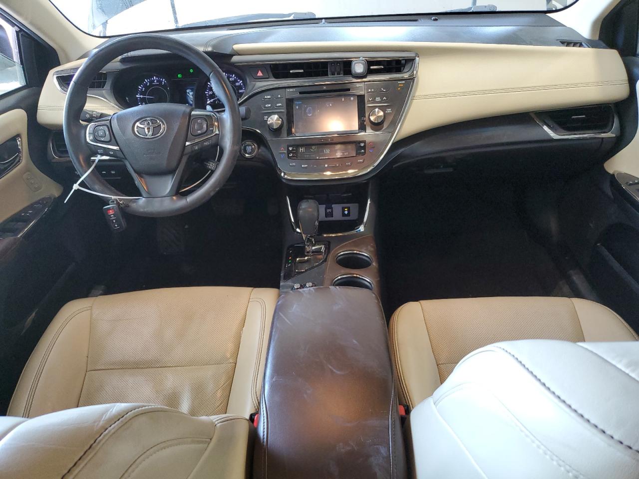 2016 Toyota Avalon - Image 8