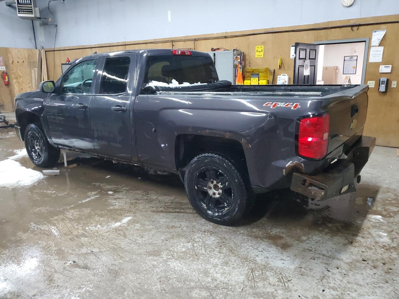 2015 Chevrolet Silverado - Image 2
