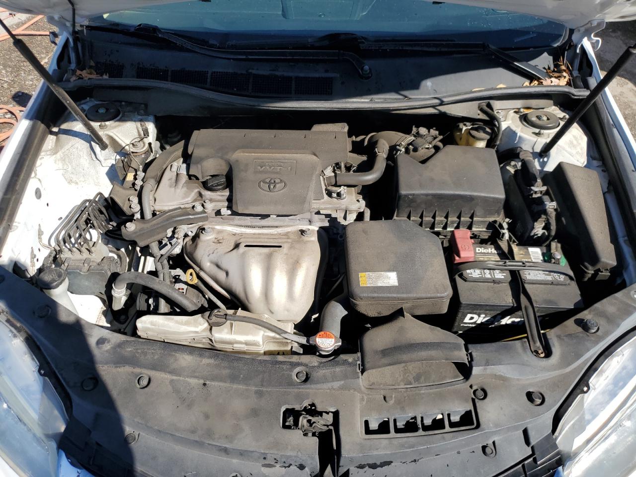 2016 Toyota Camry - Image 11