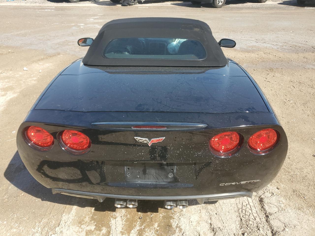 2005 Chevrolet Corvette - Image 10