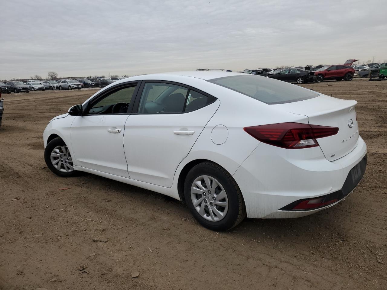 2019 Hyundai Elantra - Image 2