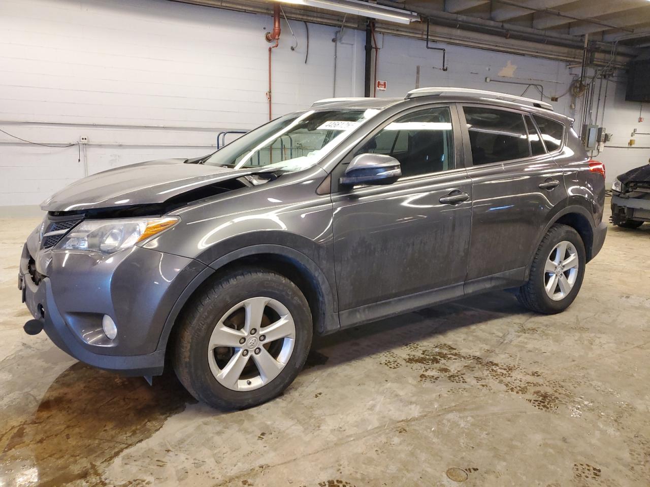 2014 Toyota RAV 4 - Image 1