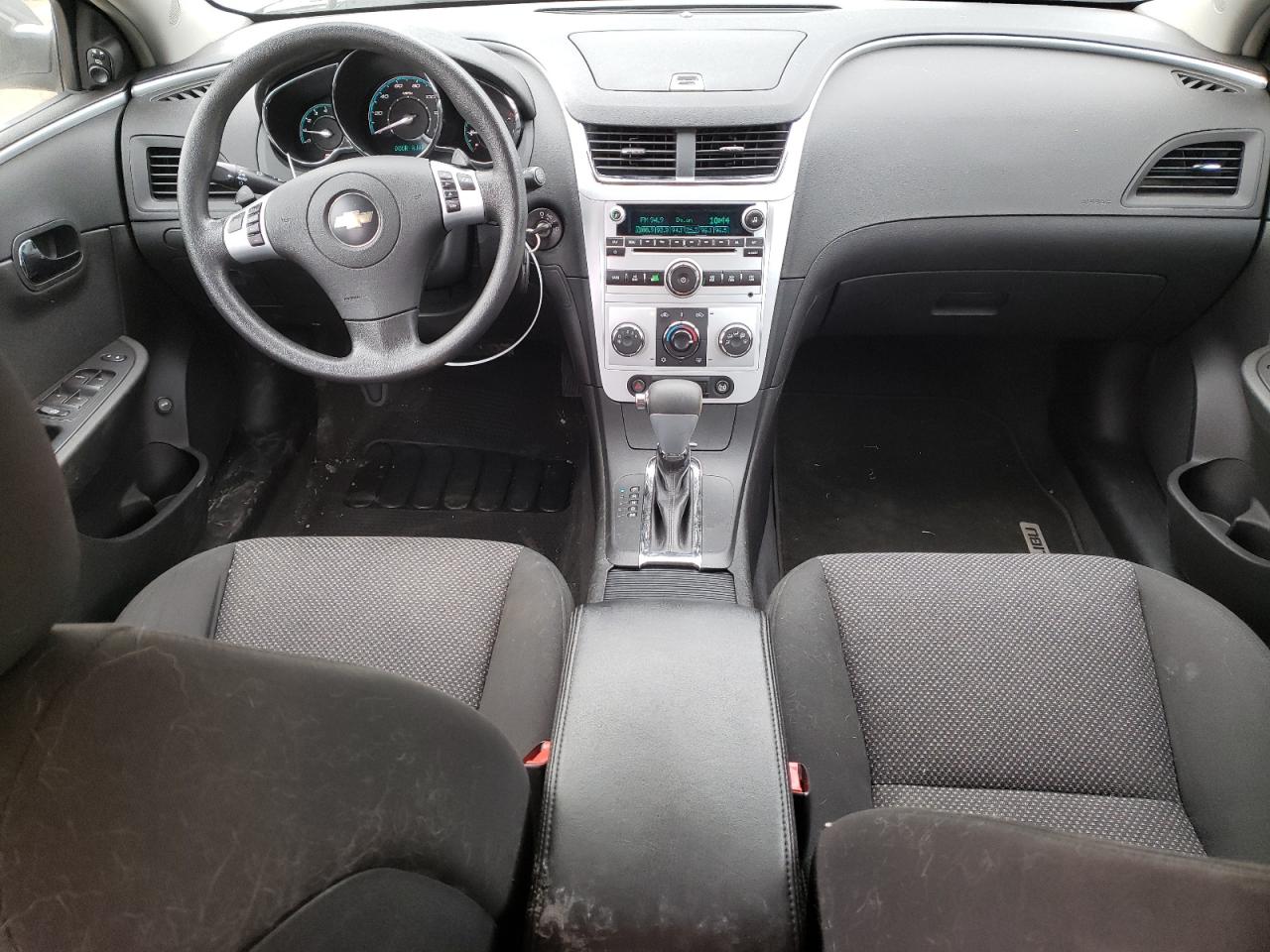 2009 Chevrolet Malibu - Image 8