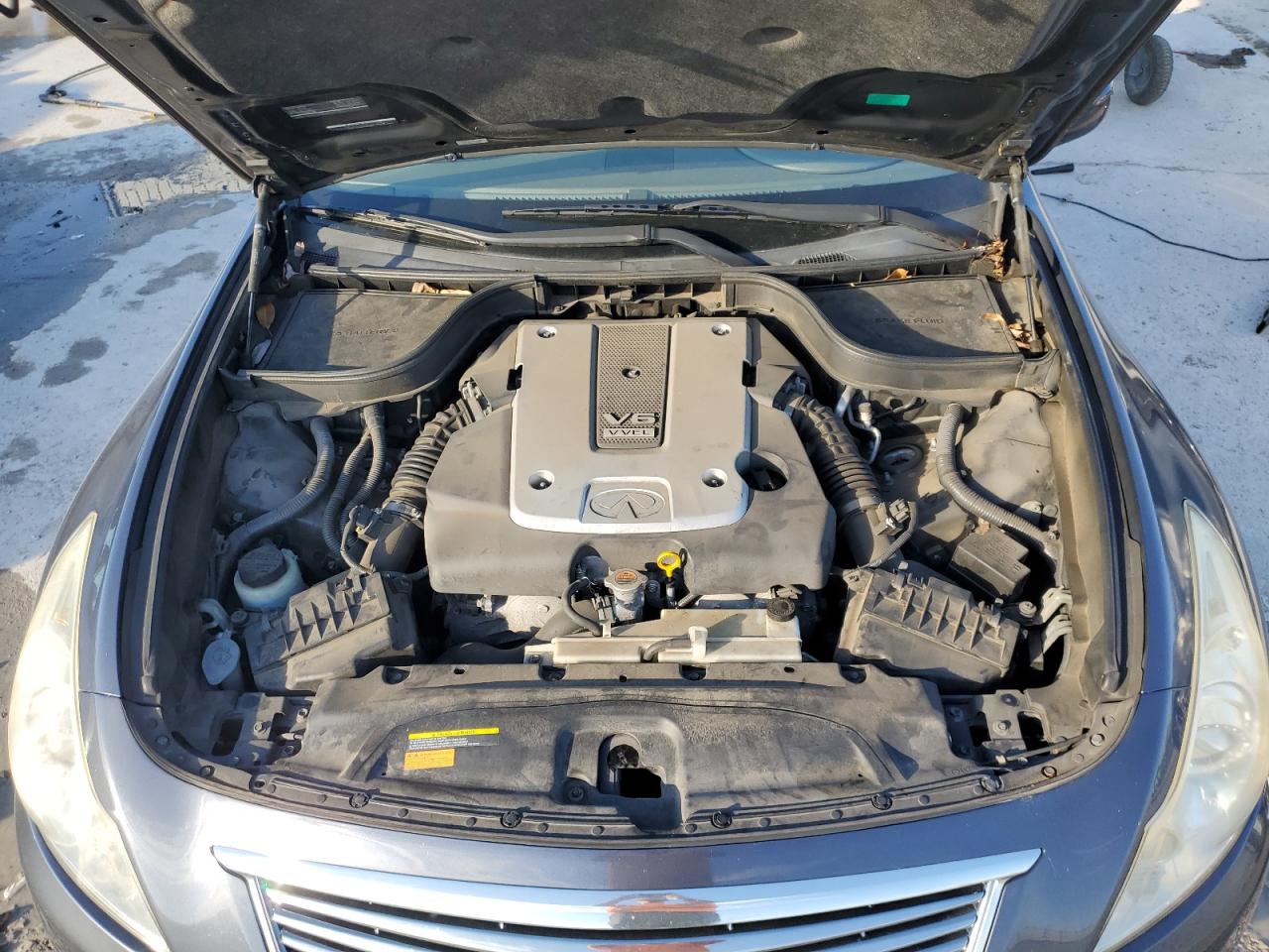 2012 Infiniti G - Image 11