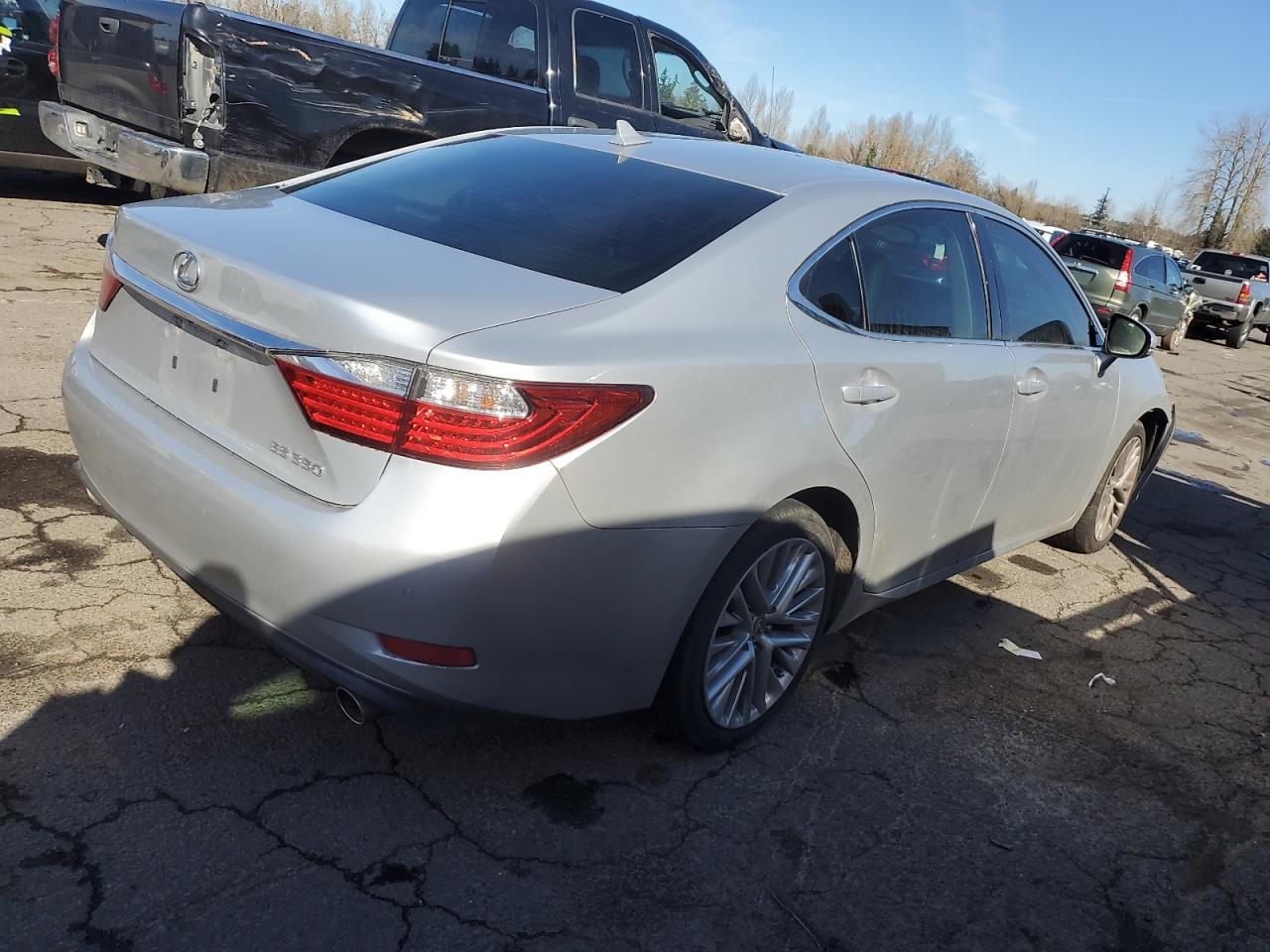 2014 Lexus ES - Image 3