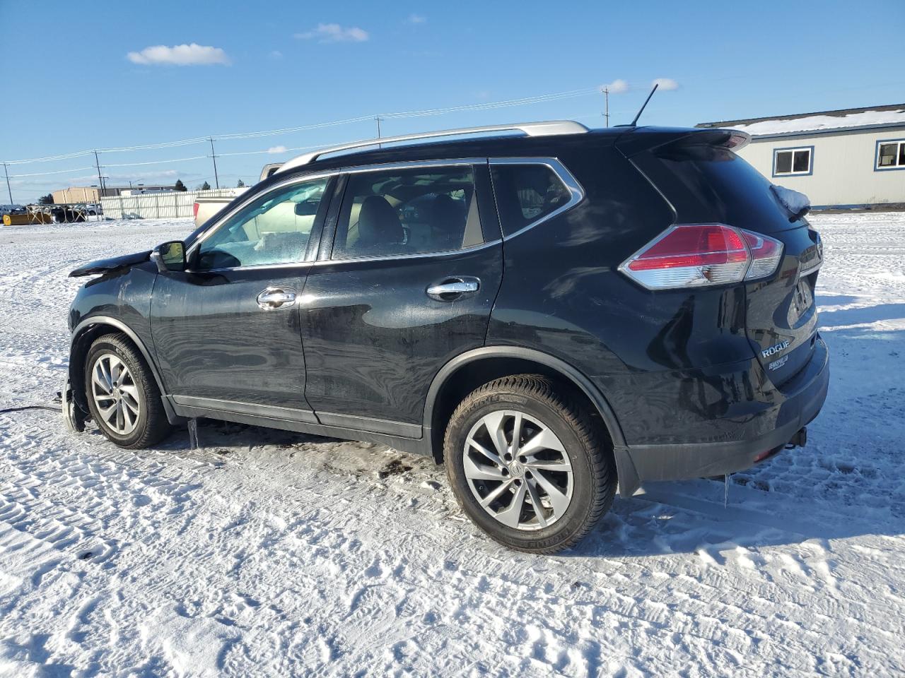 2015 Nissan Rogue - Image 2