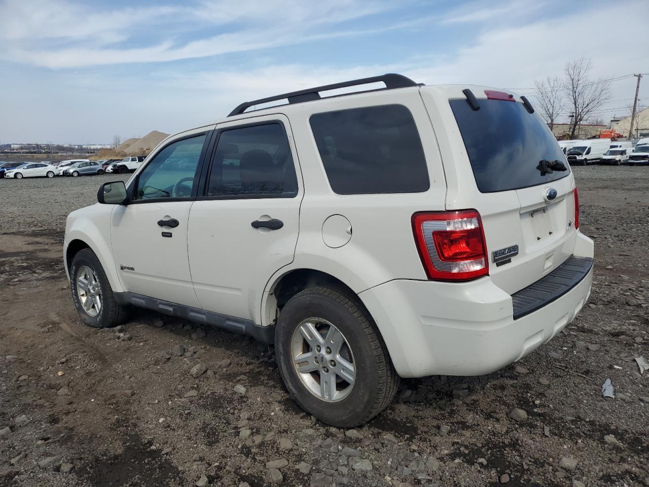 2010 Ford Escape - Image 2