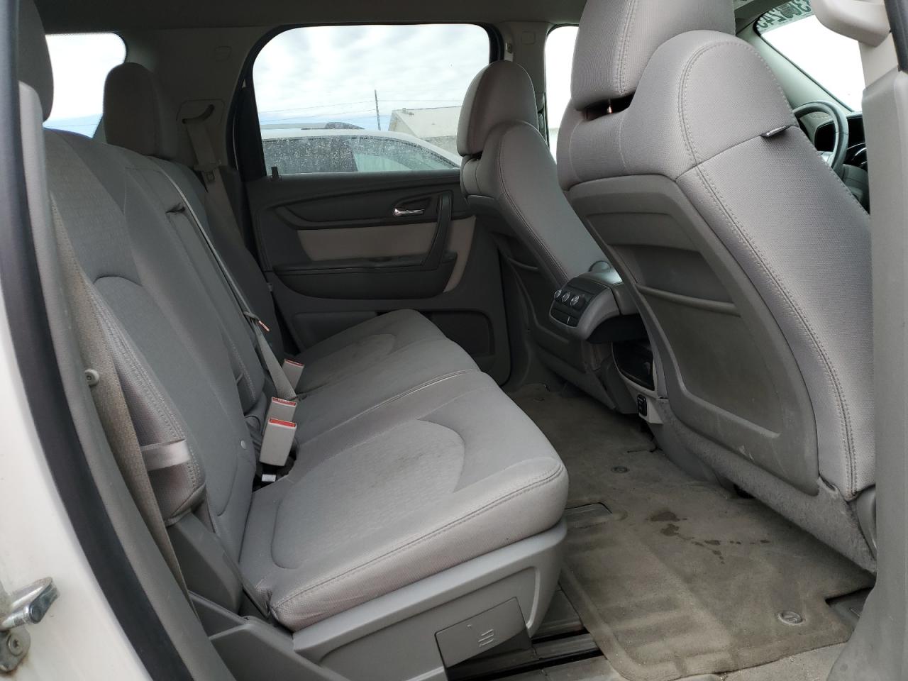 2015 GMC Acadia - Image 11