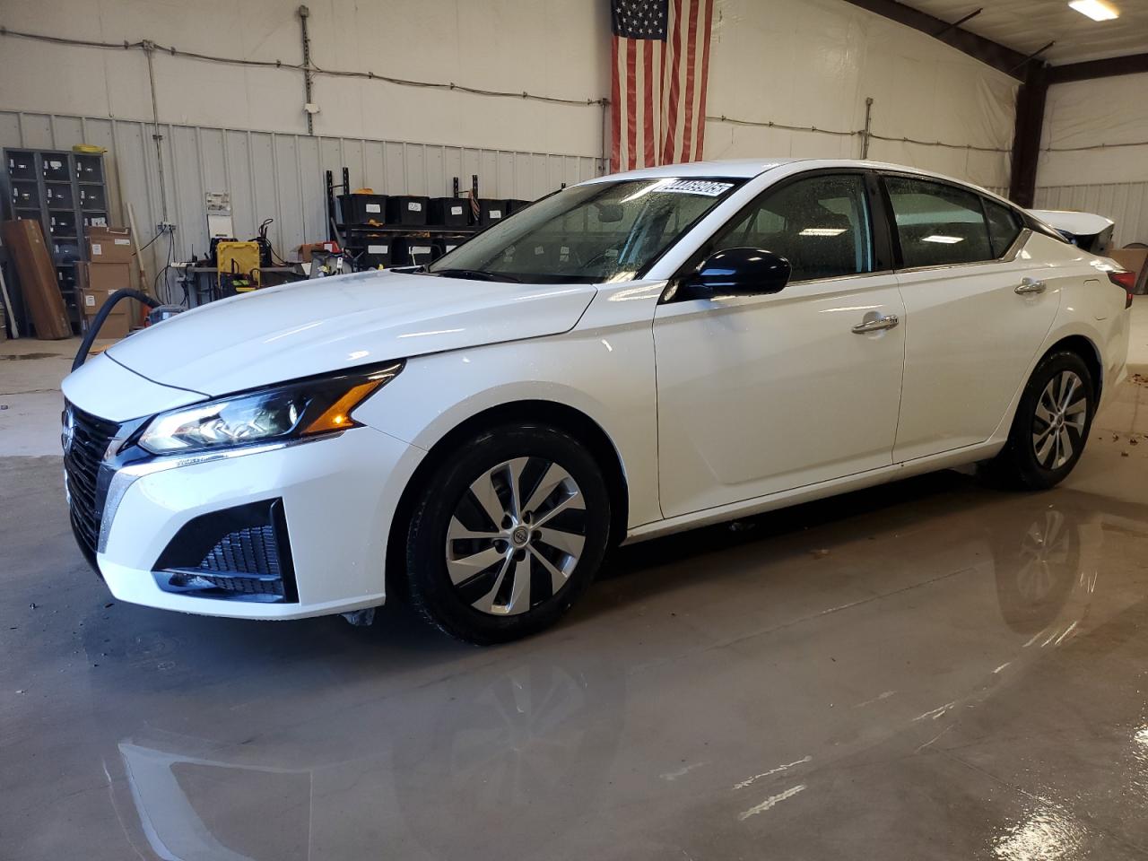2024 Nissan Altima - Image 1