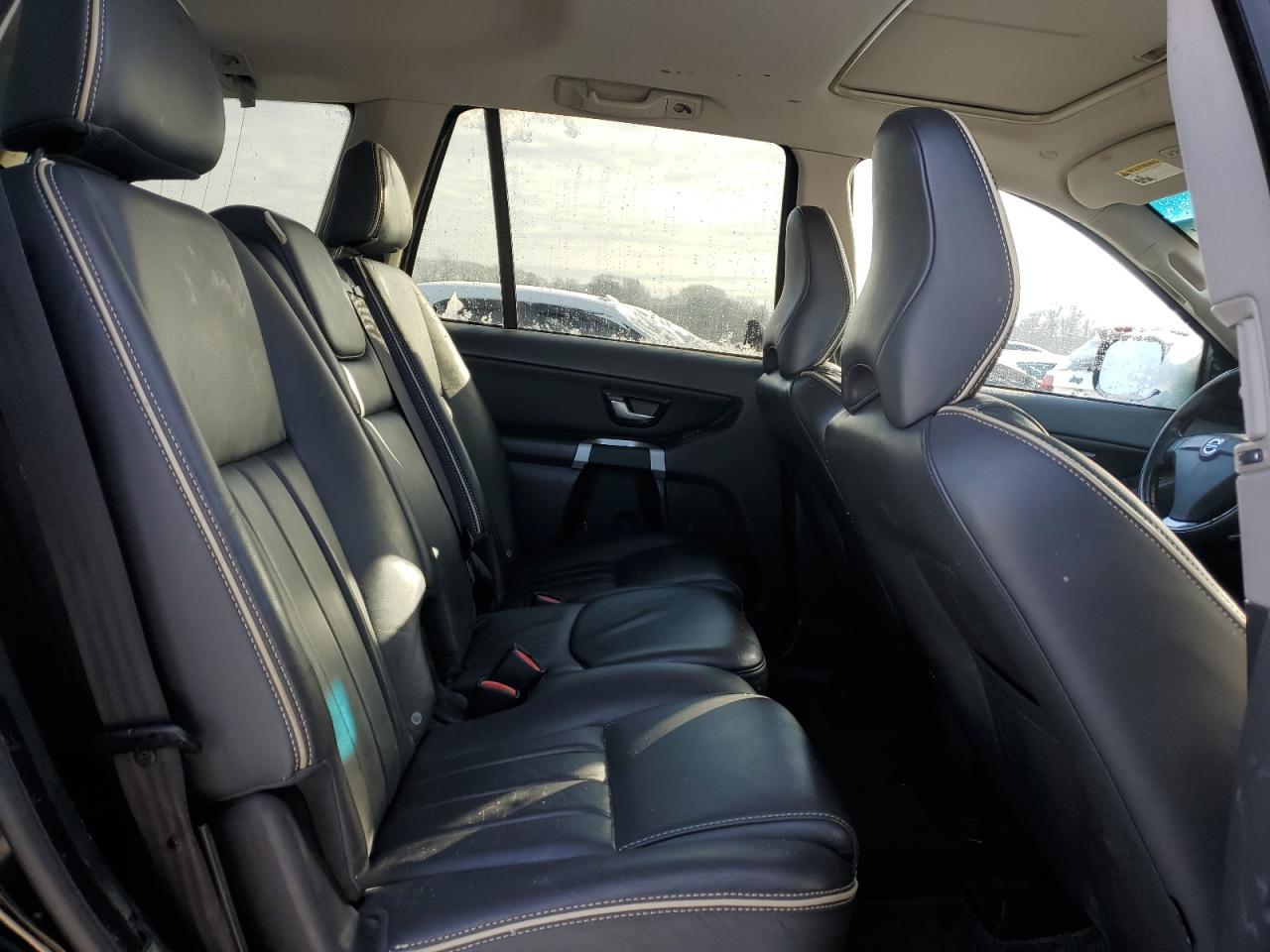 2014 Volvo XC90 - Image 11