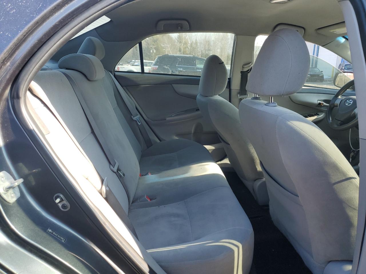 2010 Toyota Corolla - Image 10