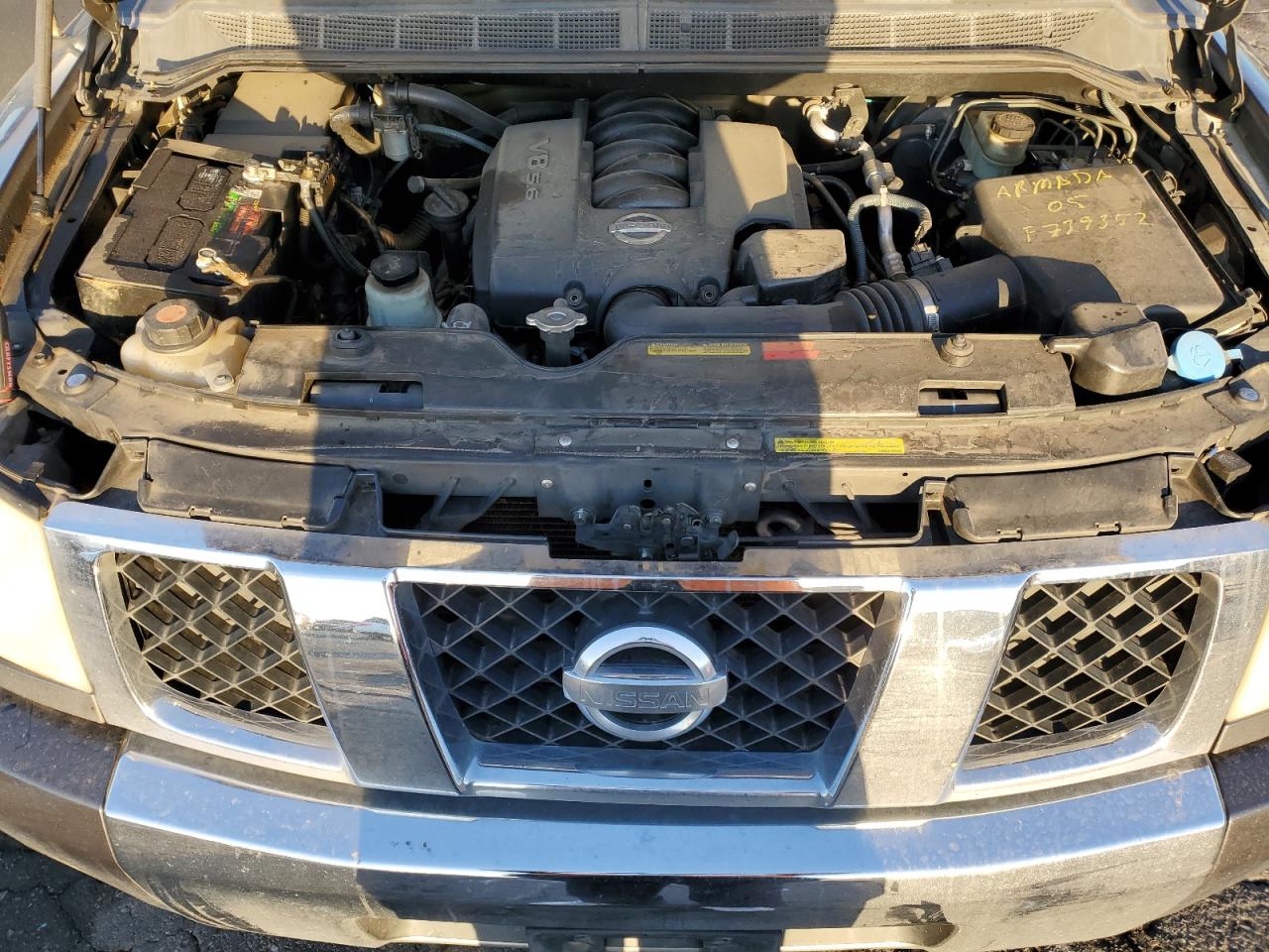 2005 Nissan Titan - Image 12