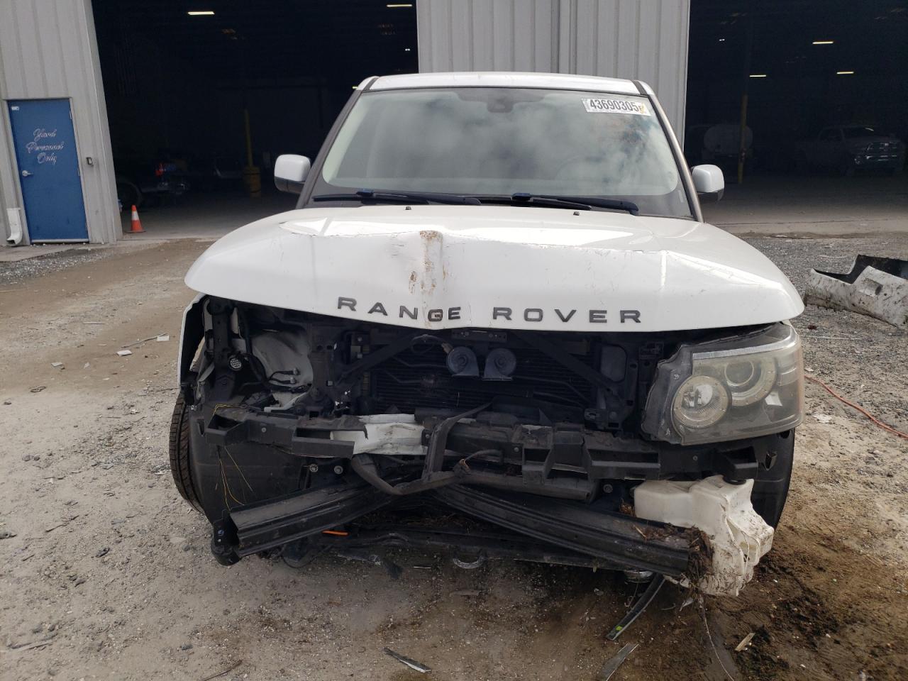 2013 Land Rover Range Rover - Image 5