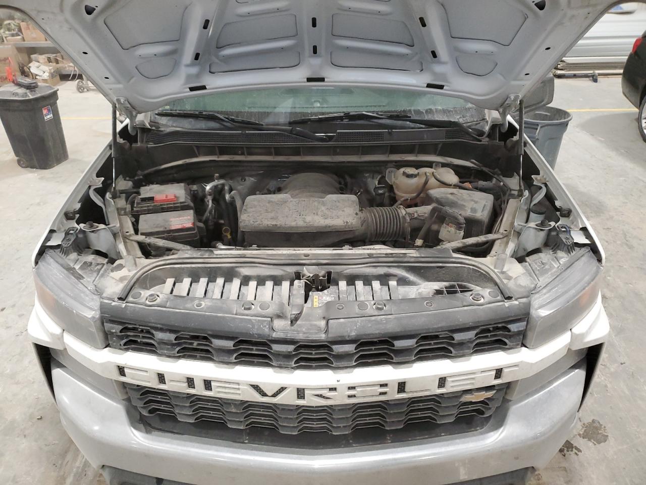 2021 Chevrolet Silverado - Image 11