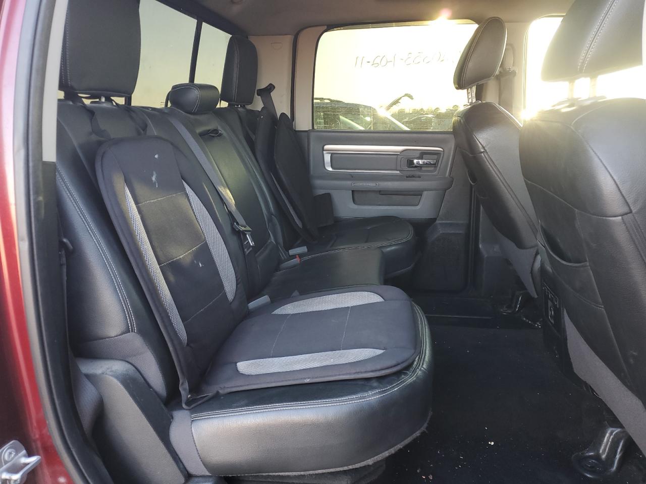 2017 RAM 1500 - Image 10