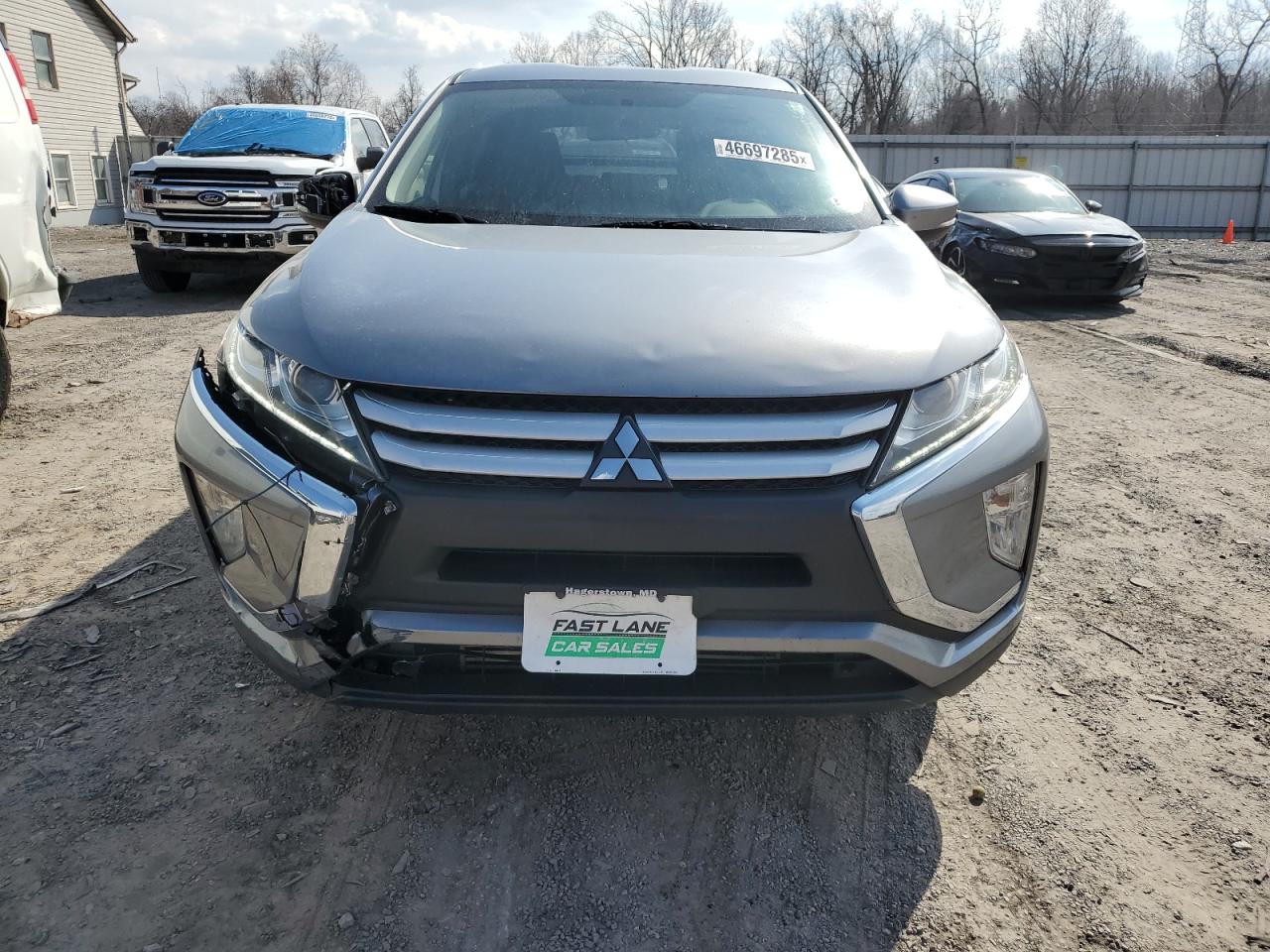 2019 Mitsubishi Eclipse - Image 5