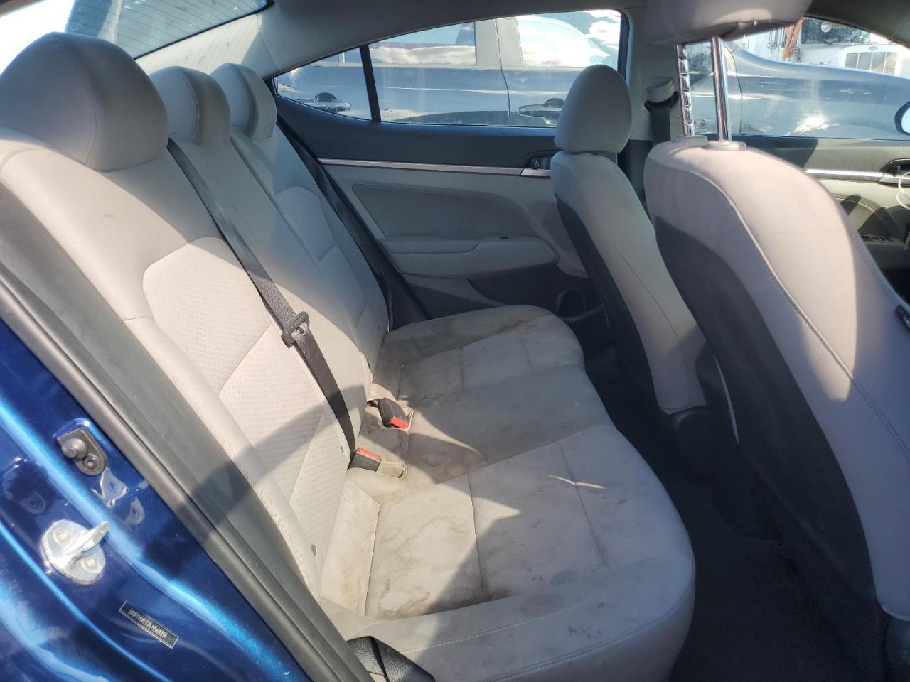 2020 Hyundai Elantra - Image 10