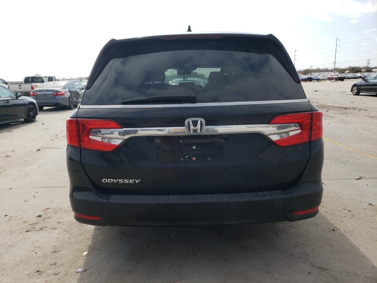 2018 Honda Odyssey - Image 6