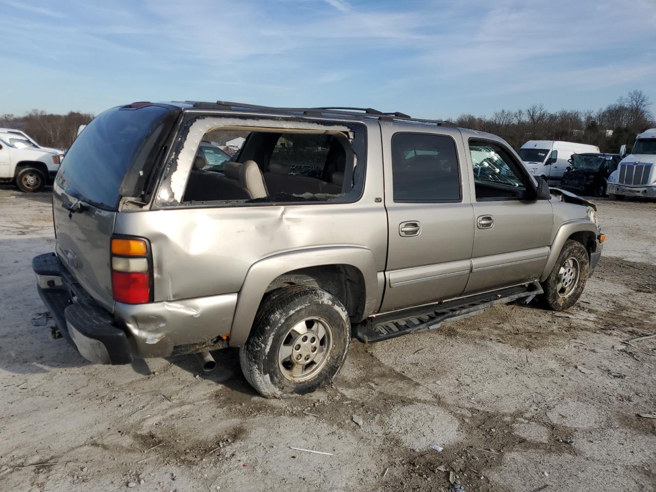 2002 Chevrolet Suburban - Image 3