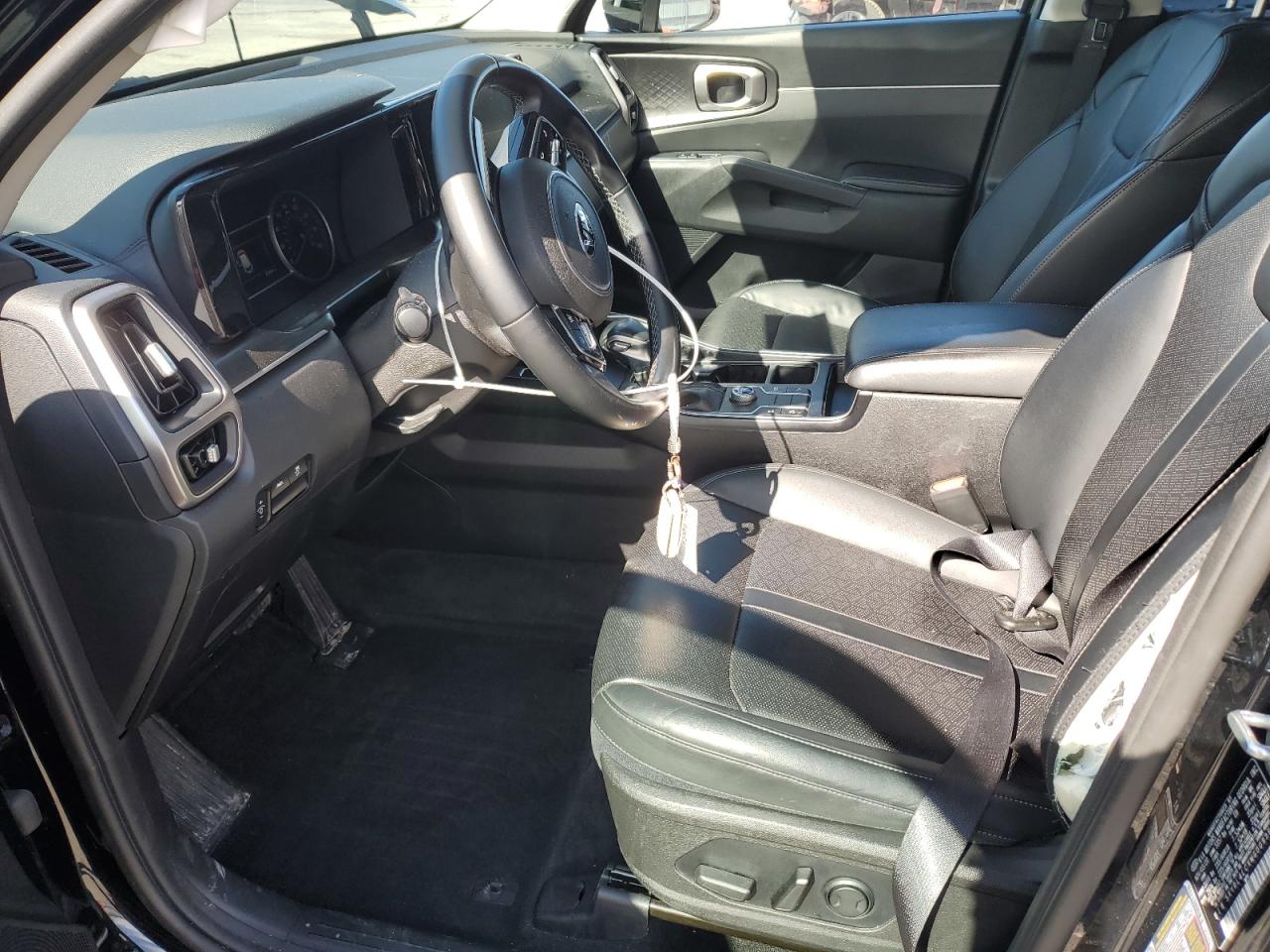2021 Kia Sorento - Image 7