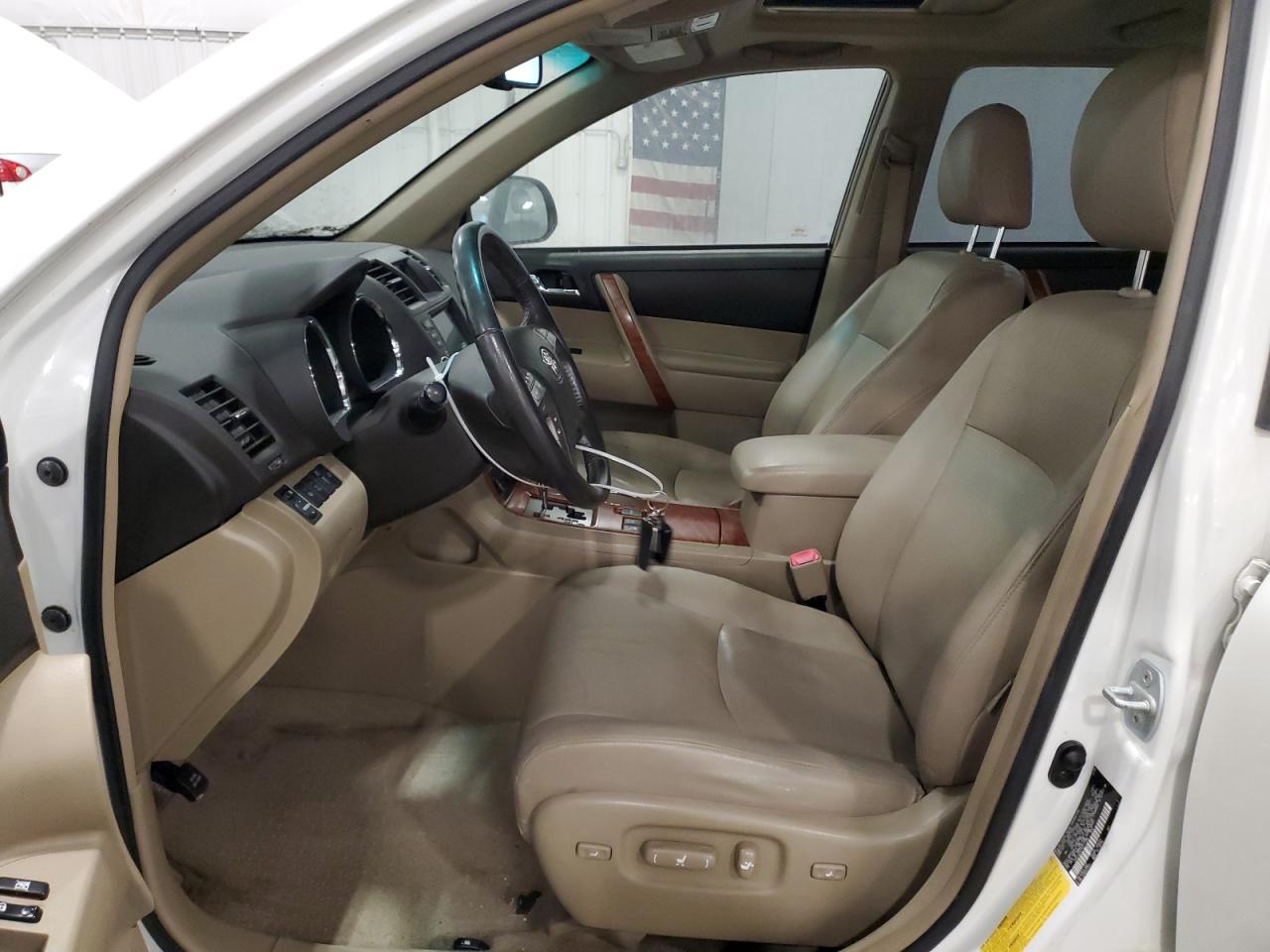 2009 Toyota Highlander - Image 7