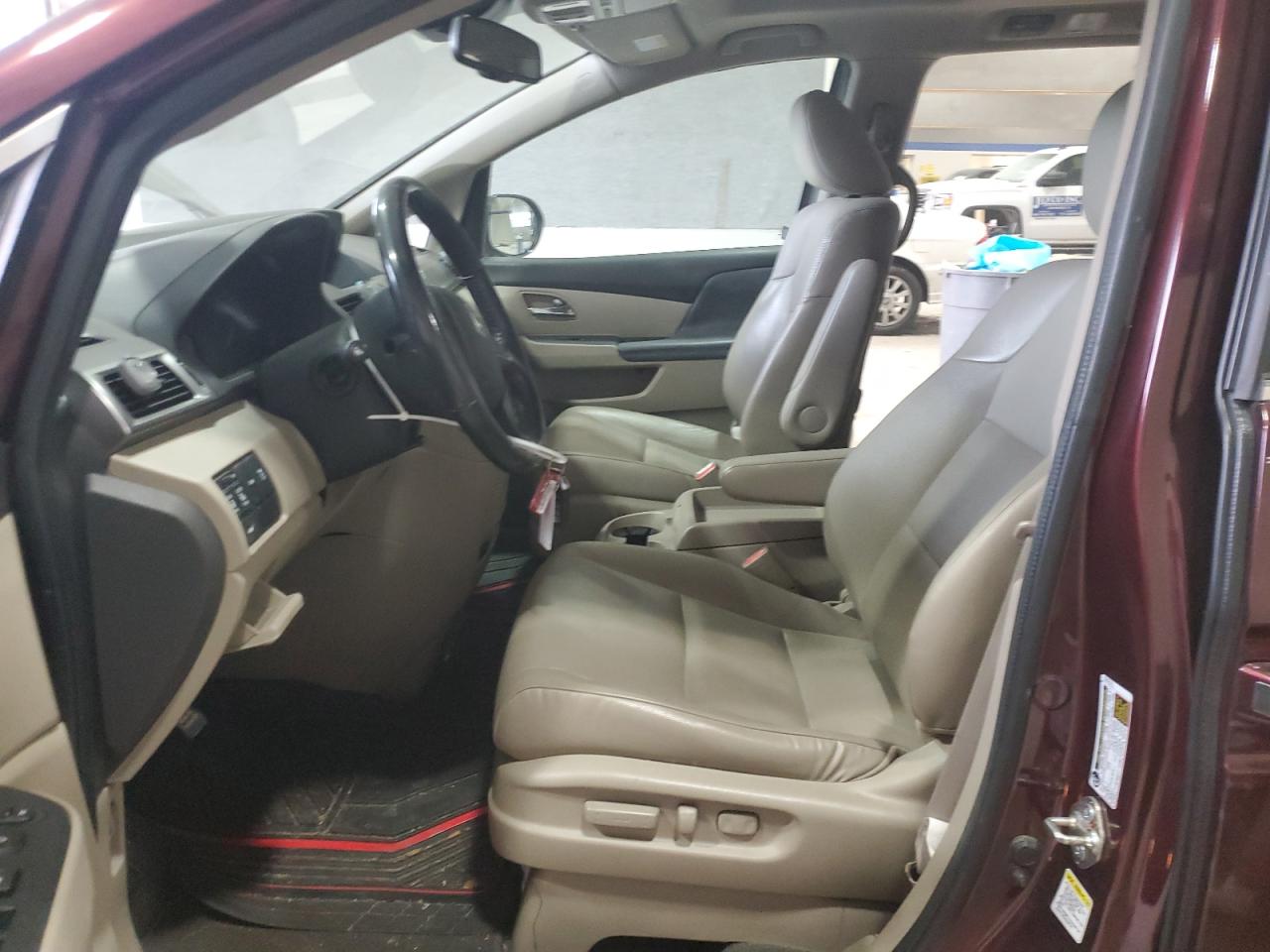 2015 Honda Odyssey - Image 7