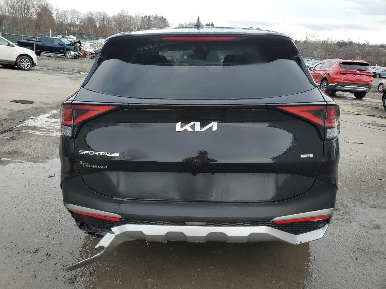 2023 Kia Sportage - Image 6