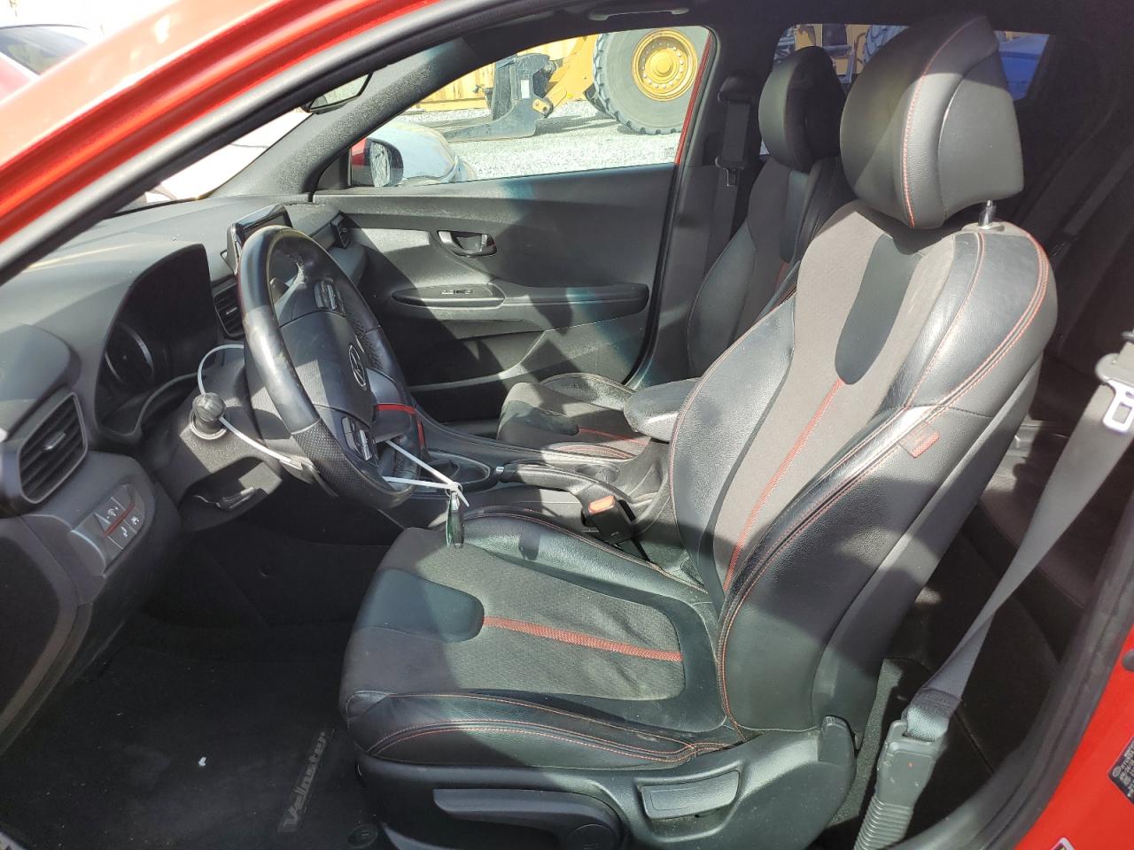 2019 Hyundai Veloster - Image 7