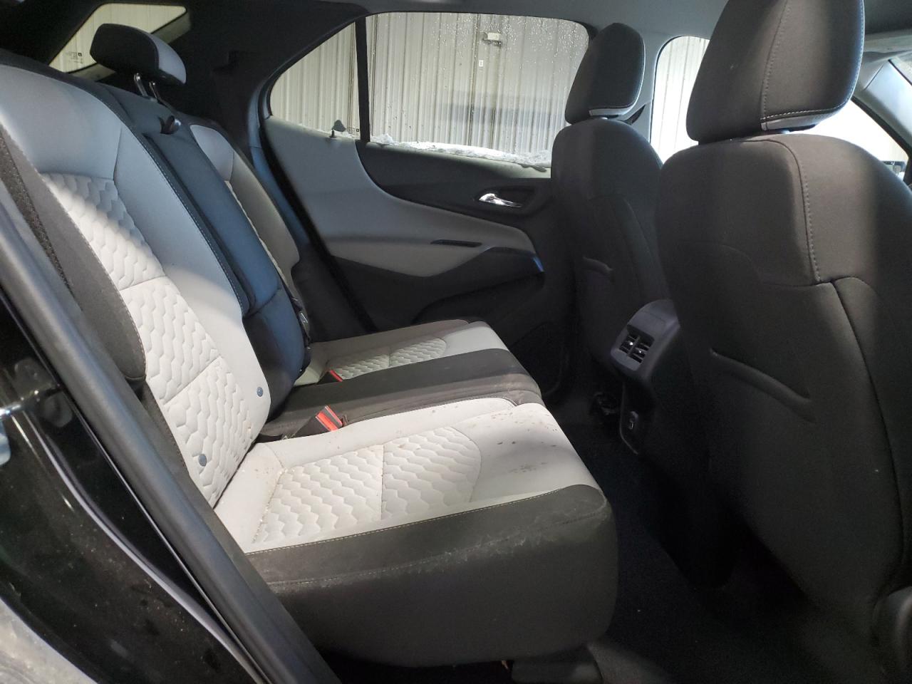 2020 Chevrolet Equinox - Image 11