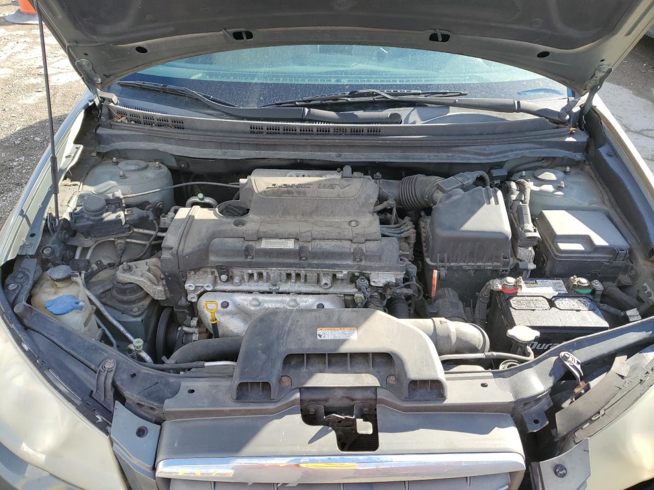 2010 Hyundai Elantra - Image 12