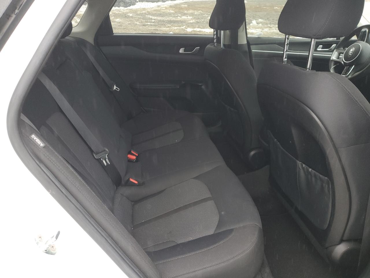 2021 Kia K5 - Image 10