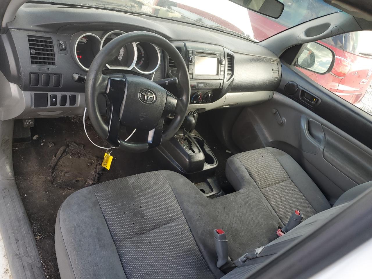 2013 Toyota Tacoma - Image 8