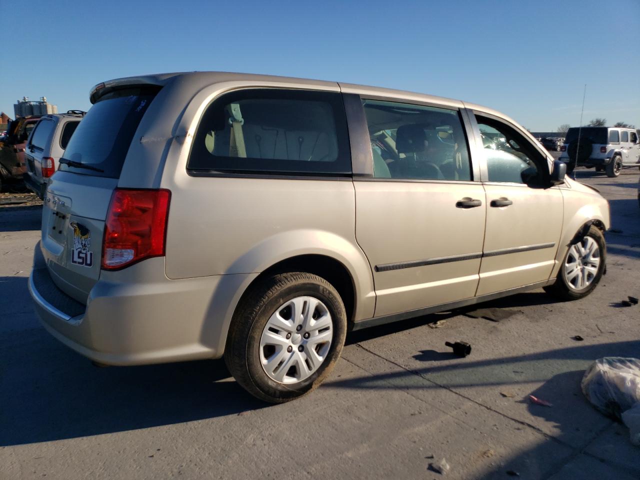 2015 Dodge Caravan - Image 3