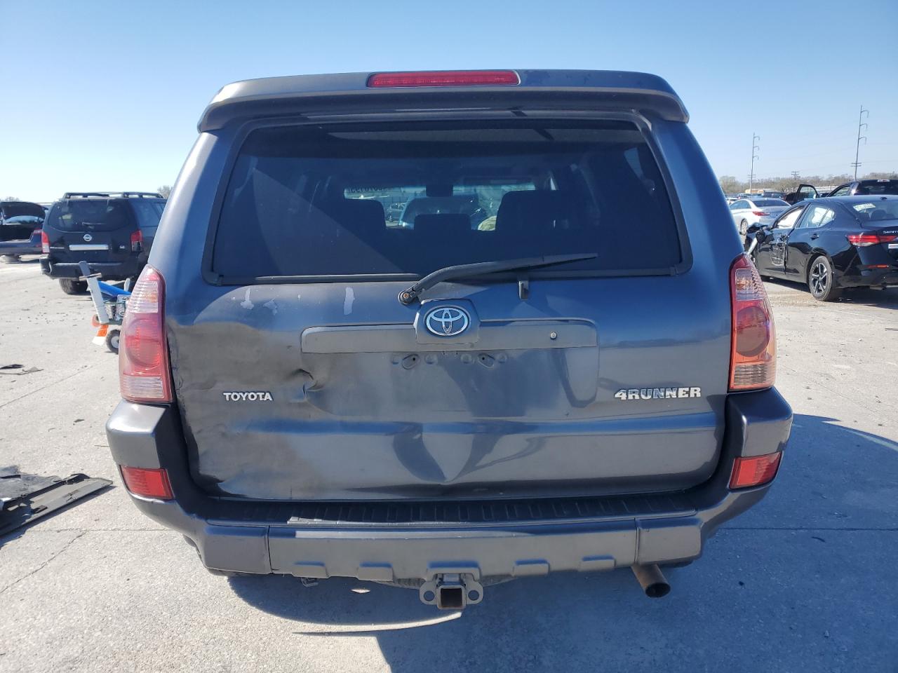2003 Toyota 4Runner - Image 6