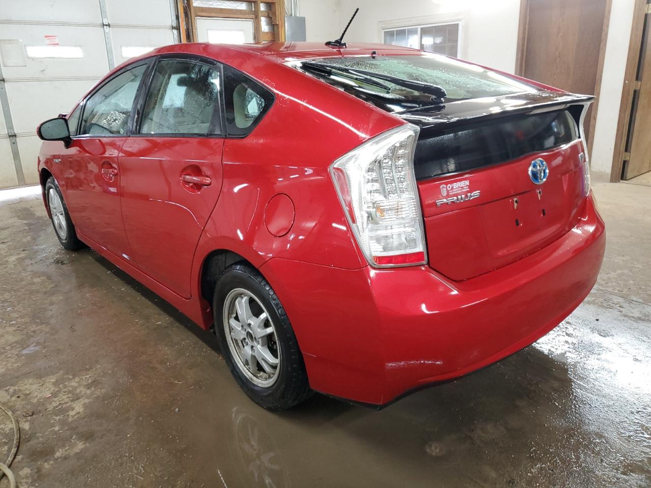 2011 Toyota Prius - Image 2
