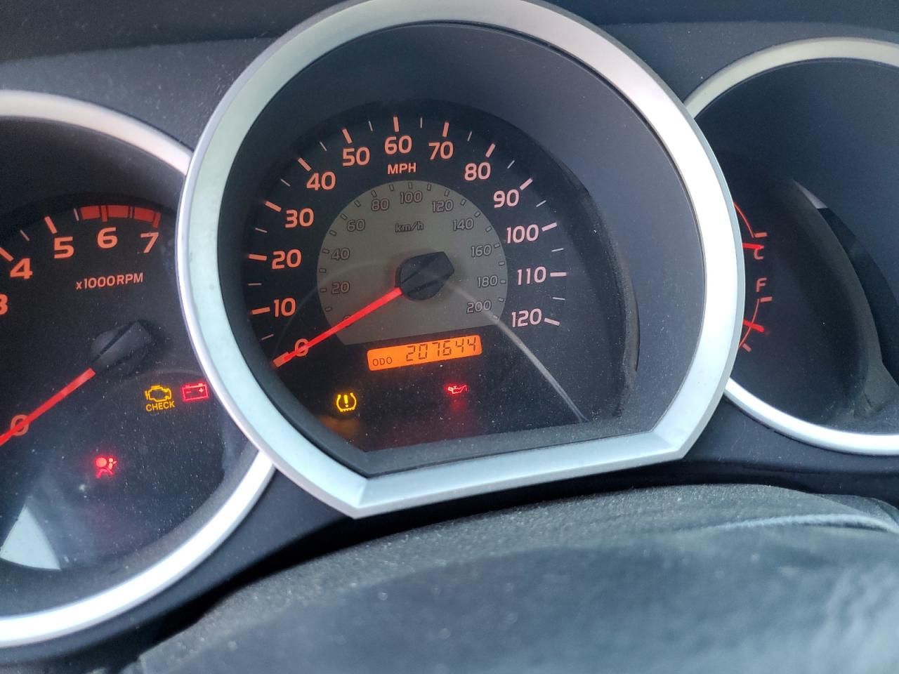 2006 Toyota Tacoma - Image 9